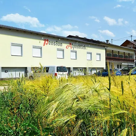 Alpenblick - Modernes Und Grosszuegiges Appartamento