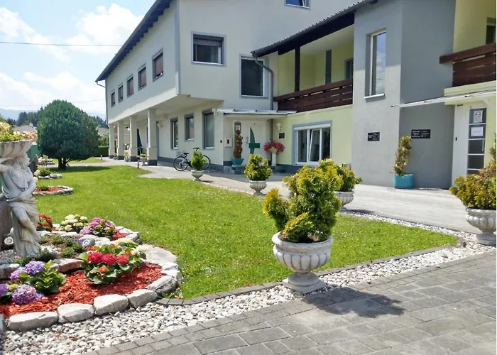 Alpenblick - Modernes Und Grosszuegiges Appartement *